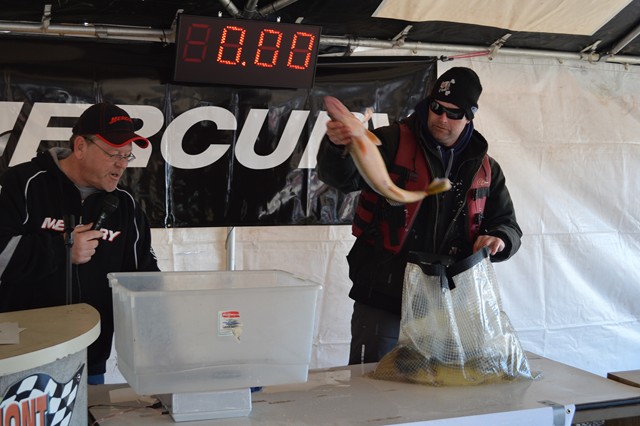 06C1258D-B2A3-4E44-B8B5-CD12E4E89CCC