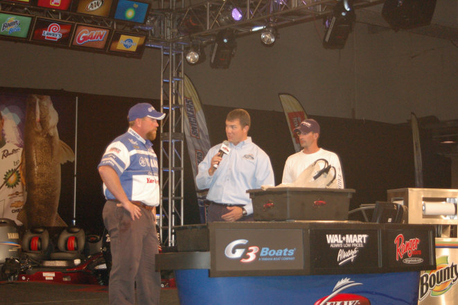 06CD5C36-1A5D-4DCC-B998-851CF3A67B1F