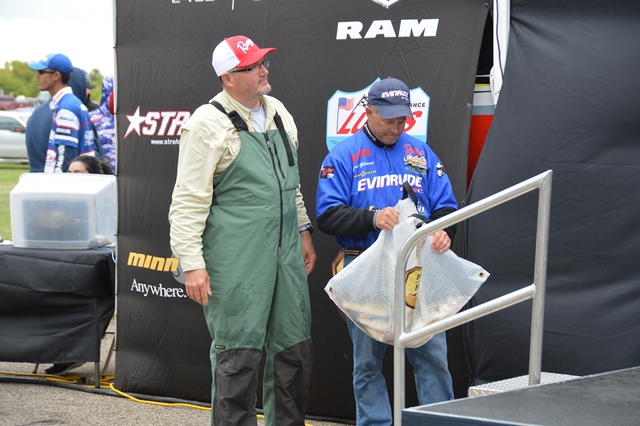 06E093F1-B31E-47D8-85C1-FEBCAEA69EC3