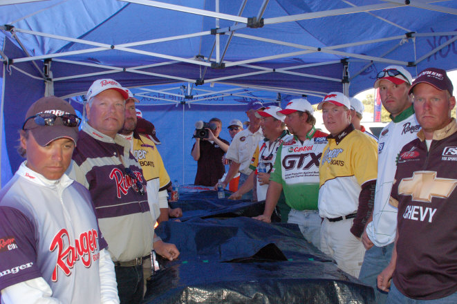 06E6D7C5-E155-43ED-B7B0-8BB61CEC15AC