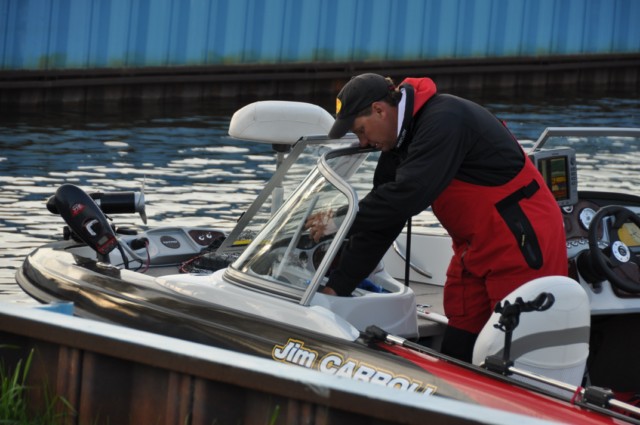 06E76746-D4E3-4E7B-BE30-86A25C789711