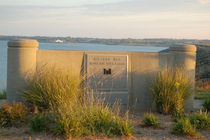 06E8A53D-265F-4136-8FB9-39EFE6FC4CA1