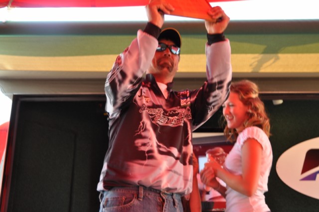 06E9D415-10D6-4C7A-922E-7A453D3F1187