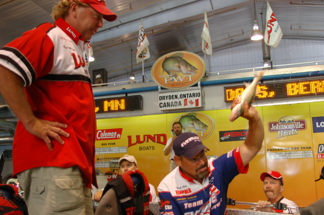 0706CA48-1FD8-4A88-AC43-7E64927FB25C