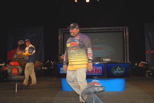 07165813-0684-4B33-BA8C-E1370B93827B