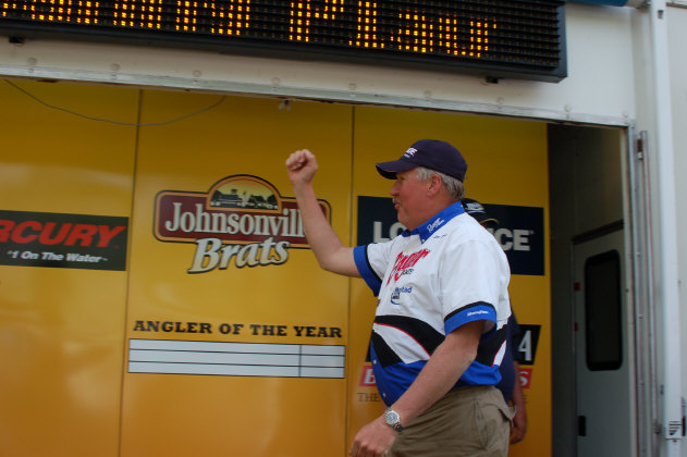 07891A0D-73DF-48A1-813D-F2E90442F2DF