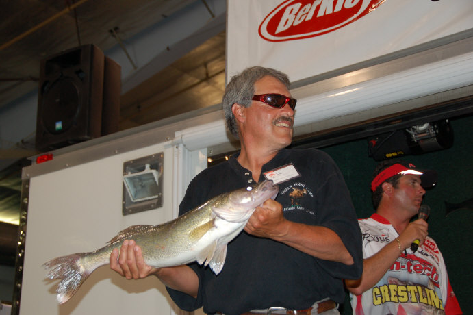 07A9DD08-65D0-43A7-8624-8EA7C9127D43