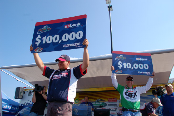 07B659DF-ECF2-4252-B89F-070497DBC5E4