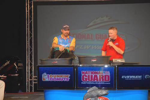 080F8EEB-214E-4C79-92F9-5AD7E7387667