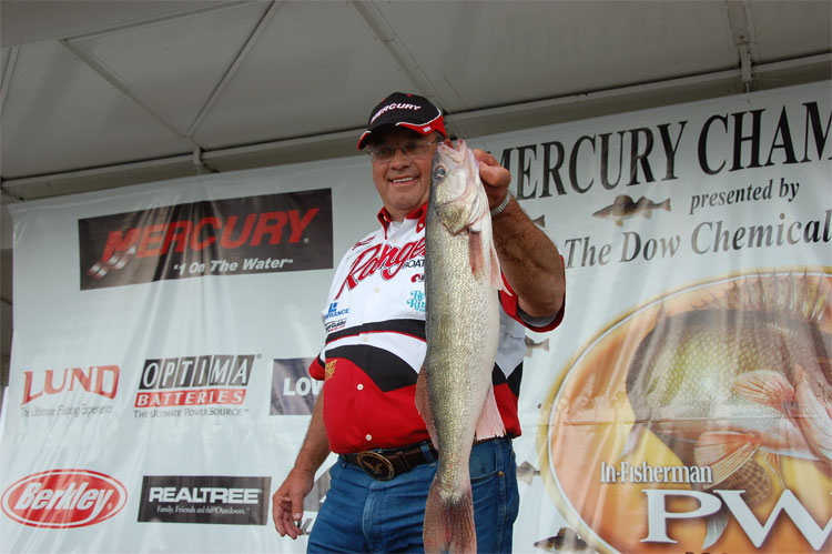 083C8754-1B65-42E6-82F9-E5074165C7D3