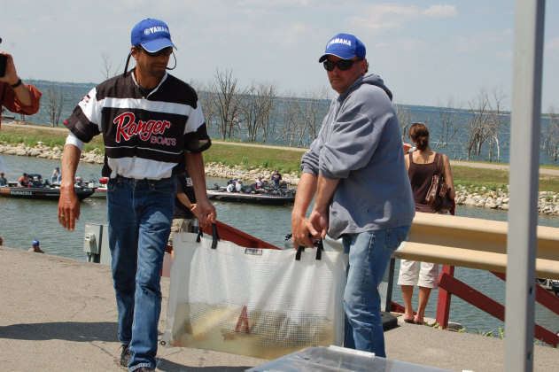 0848DDD8-2F8D-41AF-83D7-A6B152942ADC