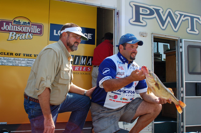 084B3E68-F314-410E-A92B-D2435F1458FA