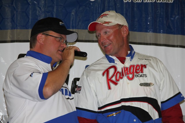 0851D49C-12AC-4319-B3EF-3E61D915E6D9