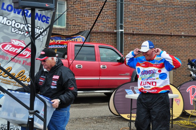 0859C11A-4639-421D-BFC4-E134895CE69D