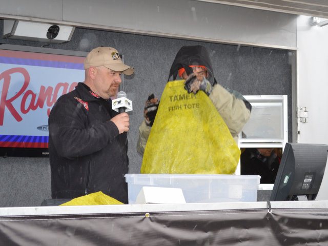 088A7A65-1A3C-45A6-B909-226734132EB1