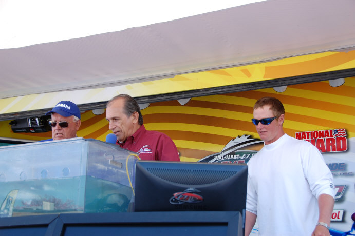 089C16C5-14D3-4192-B077-10428DB0F668