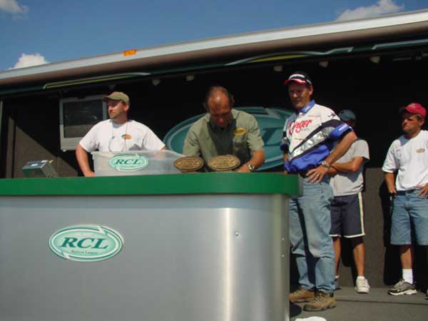 089D10E3-BC03-4FAB-A5F7-592E69280F71