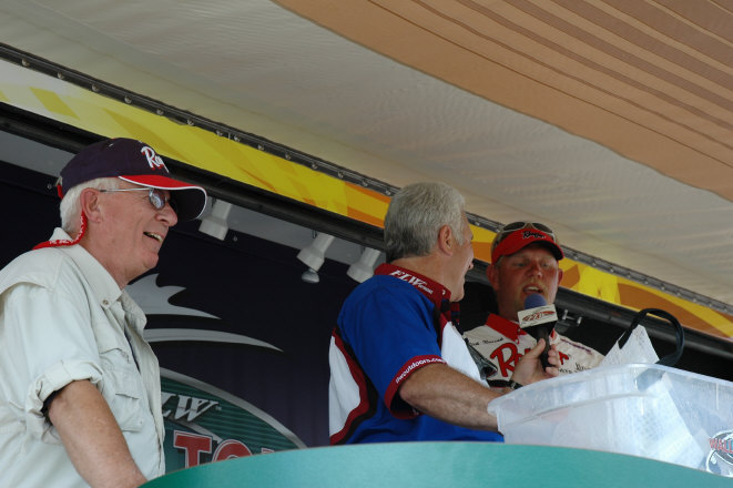 08D3F685-8414-4082-B524-817FC731F0CA