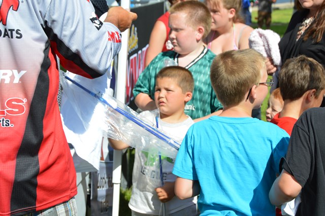 08FC5EB1-47AE-4764-9632-2B9DBBDC27A8