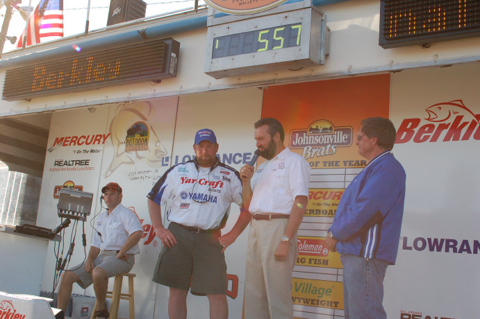 09440F9B-F9A5-46EA-AE48-10F780266462