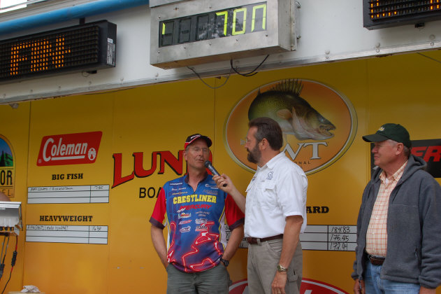 0945A95C-6C33-487A-9989-CD57A0A1C74D