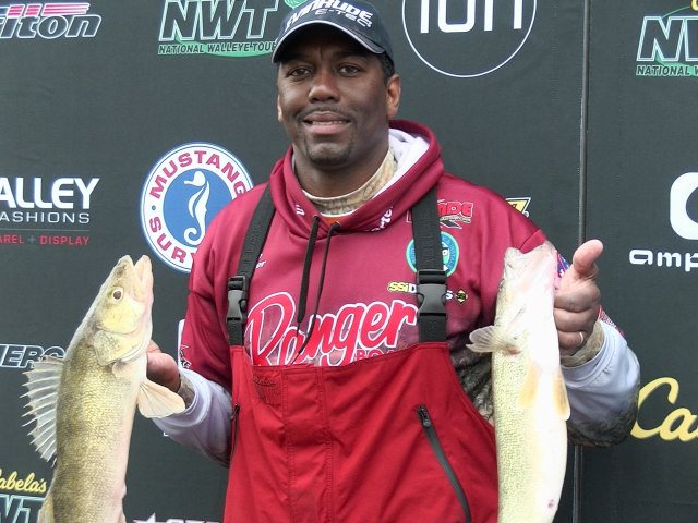 095620D3-E902-48C4-BB21-31196F3C65D1