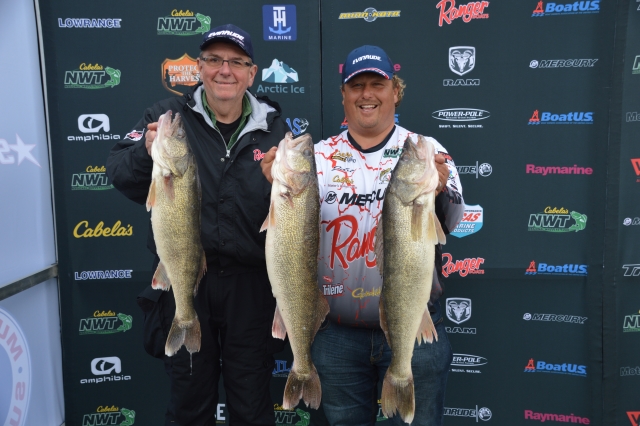 0976E151-6975-4C3D-8B24-585AFCCAD5DD