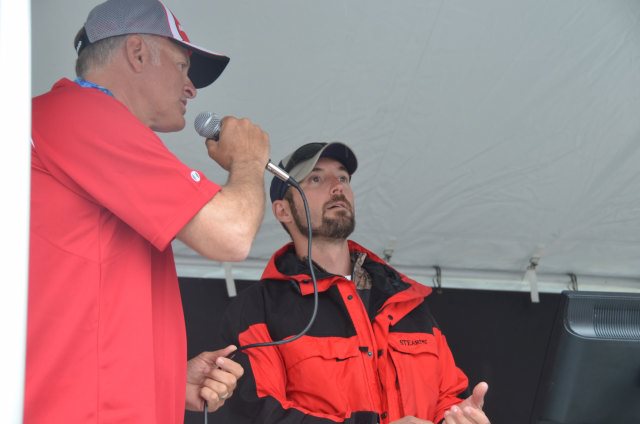 09A562F1-8D5B-43E7-9595-0234E77E3A1D