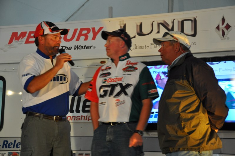 09AD8093-BED8-4ADA-910C-EB2EB2CDF83A