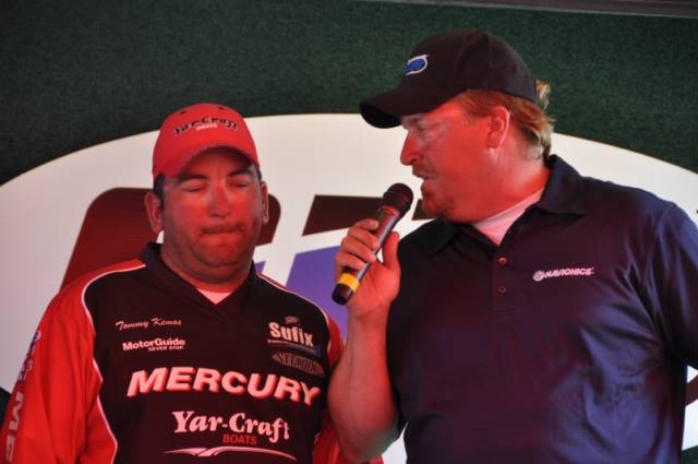 09B412C2-A9F7-4C61-A6BC-6CDBD4D42D72