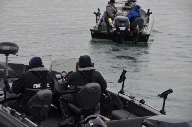 09B9169D-246F-4DE3-A3CF-79B3DD5CD4C2