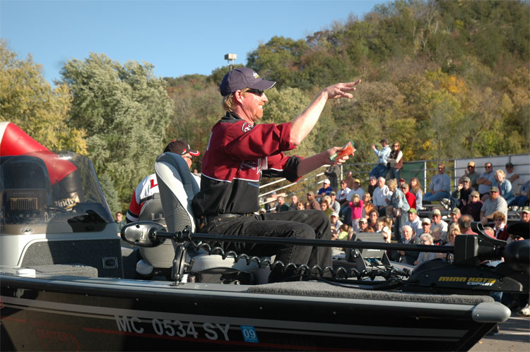 09DA41C2-0D32-458C-BB6D-FC45B627885D