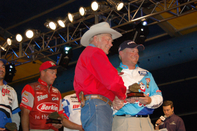 09DFB141-D27E-4589-B4D3-F393DD6F383C