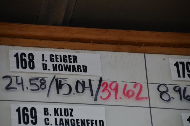 09FC2CCC-2C8B-47EF-8646-690A706A2FF0