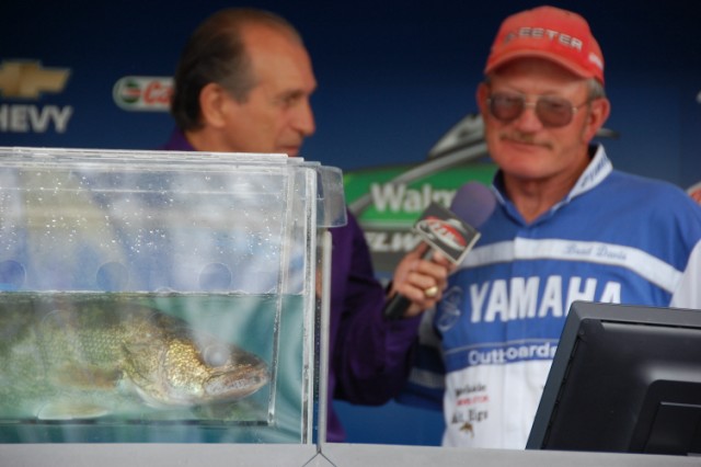 0A09F5C6-6A74-4DAF-B006-AB9387B8716D