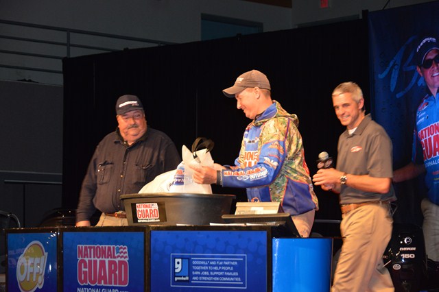 0A58CECC-A953-49F5-B3A0-469792065F77