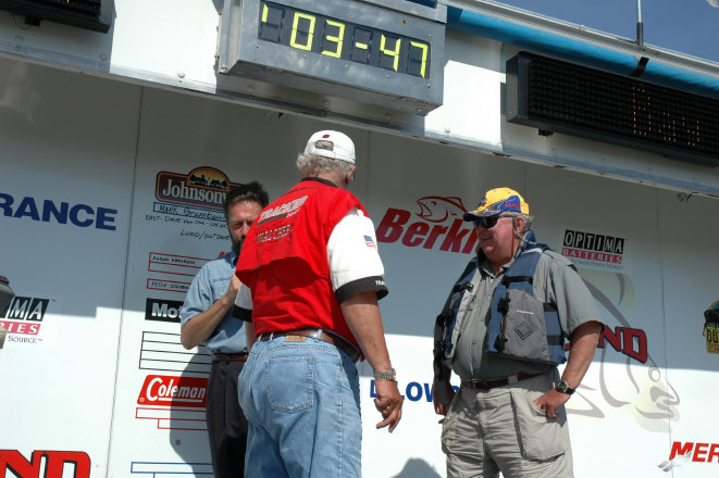 0A8C781F-5751-4560-934E-3DD0B10BDBDE