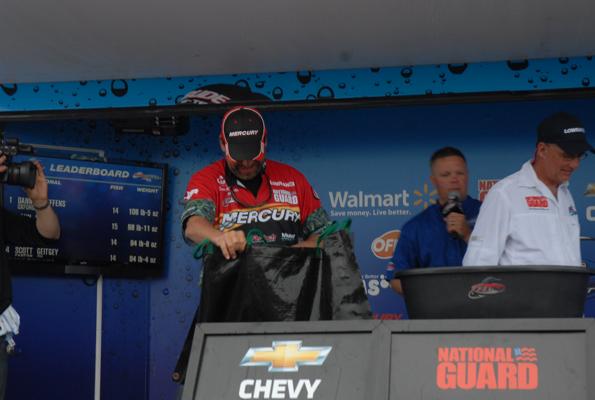 0B0A29DD-F8D6-4C75-BE43-87C4A4CB2AAB