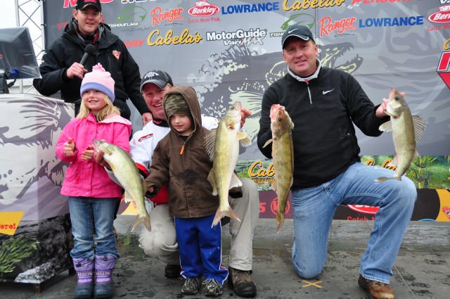 0B10ED2B-C8E2-447C-BBD2-5C045ED2FFFC