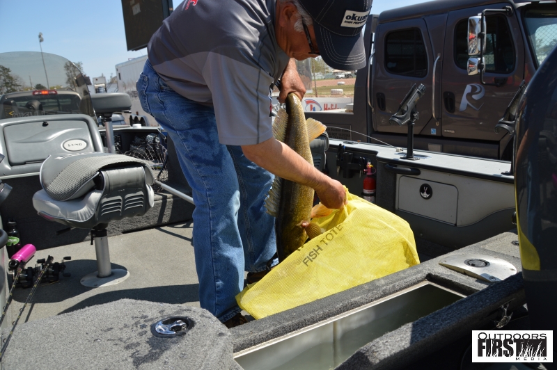 0B201195-64AF-47BB-A8D3-CC8FC90BE186