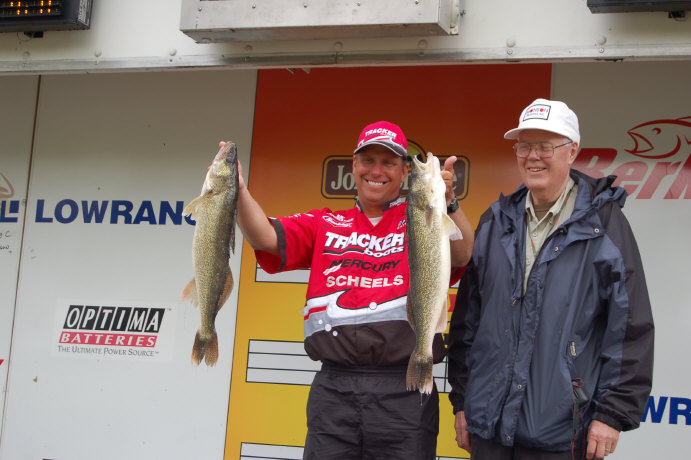 0B2D95B1-461F-4A35-BBF9-AD06EDA871F3