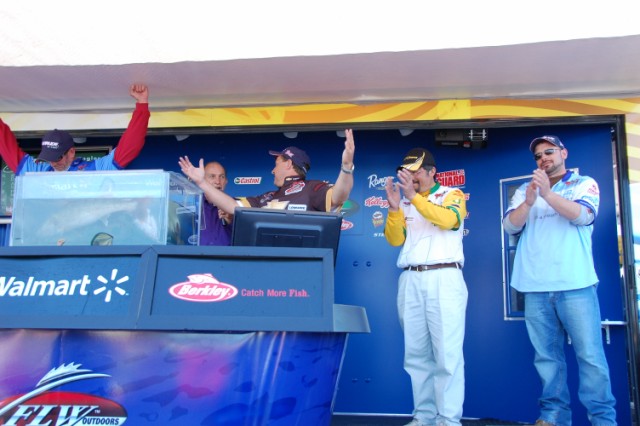 0B333400-8655-4582-BE6C-A3F6D3964F6C