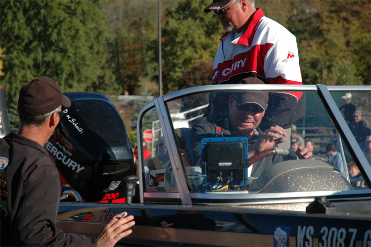 0B6B377A-B0C6-4A3F-90E7-787877C4986D