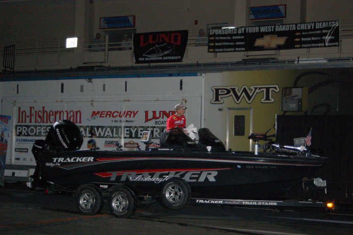 0B769986-2A04-42C7-A450-6175D7AAE2A3