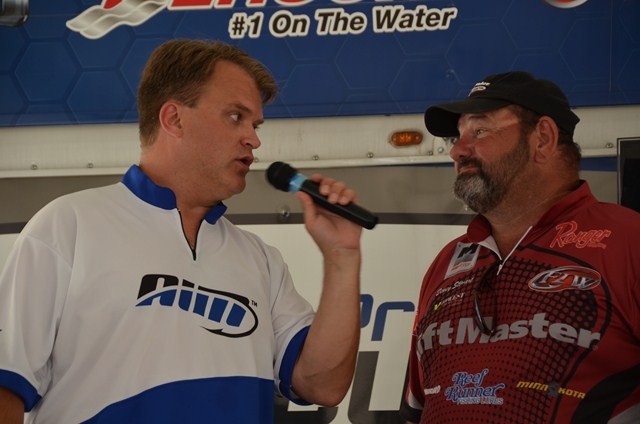 0B81C945-C071-4DF2-A484-74F009F16C98