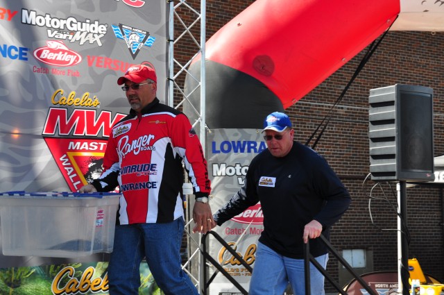 0C39B99A-7D88-41DF-B92A-52453DF22942