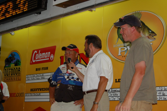 0C4EB0C6-2FEE-4C3B-B029-FC681248323F