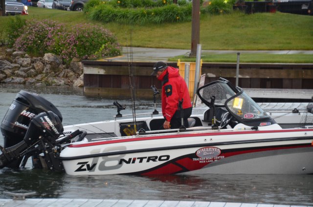 0C5B03F6-48DA-4702-981D-BDE9B1AA91FD