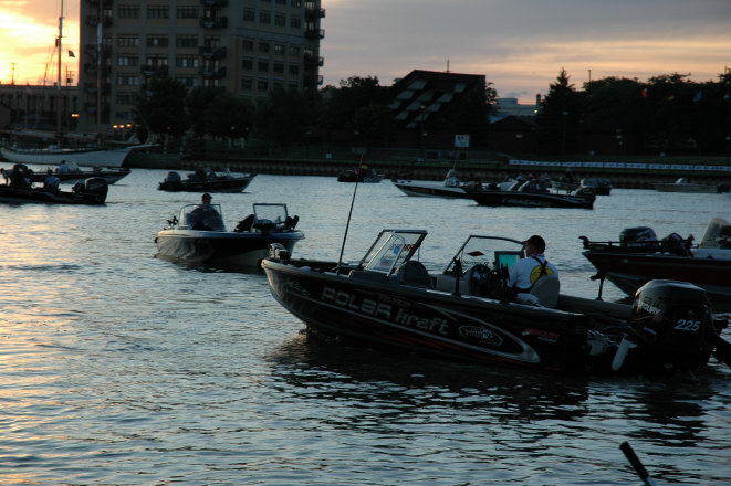 0C5DE29F-A982-479C-B93A-69D22C831FB2