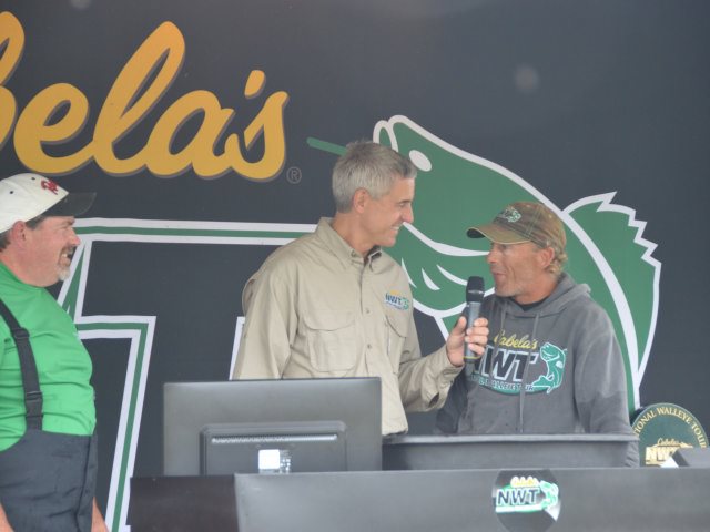 0C64F709-6463-42C2-A458-05A100452645